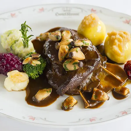 Krone Hotel 3*